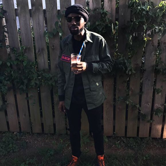 Meet your Posher, Kay - Picture 1 of 1